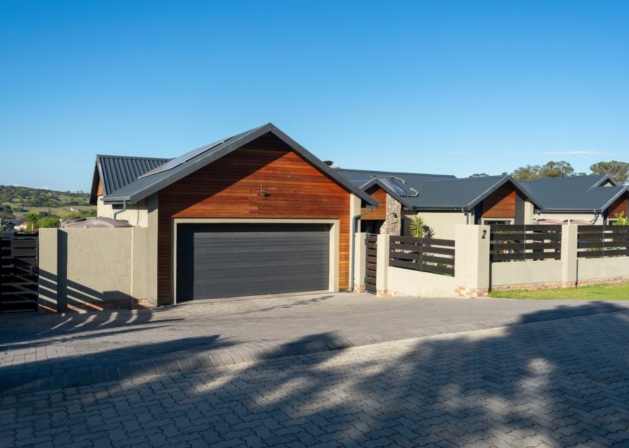 4 Bedroom Property for Sale in Kragga Kamma Eastern Cape